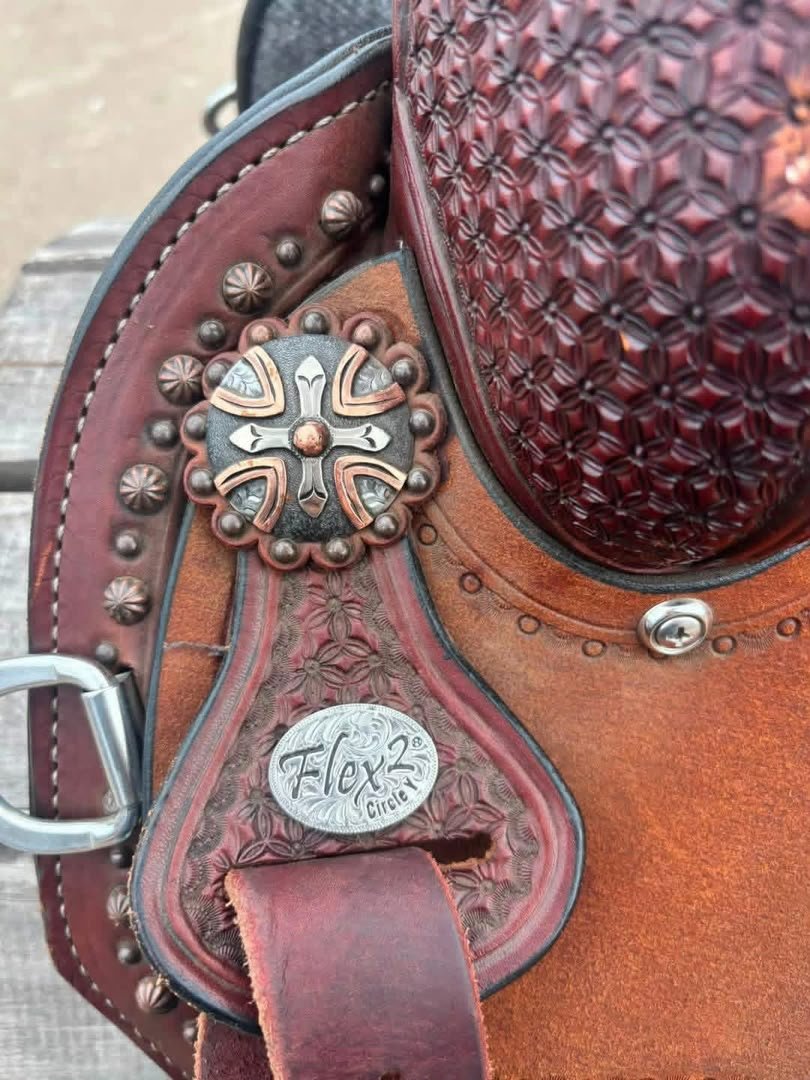 Lisa Lockhart Barrel Racer Circle Y Barrel Saddle 2 img 20260919 wa0000