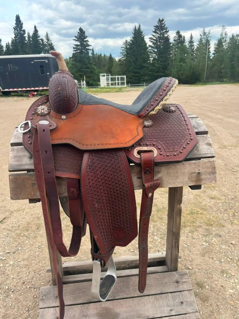 Lisa Lockhart Barrel Racer Circle Y Barrel Saddle 3 img 20260919 wa0006